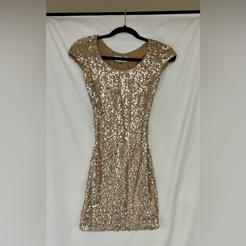 Dress the Population Shimmering Gold Sequin Mini Dress Women’s size XS